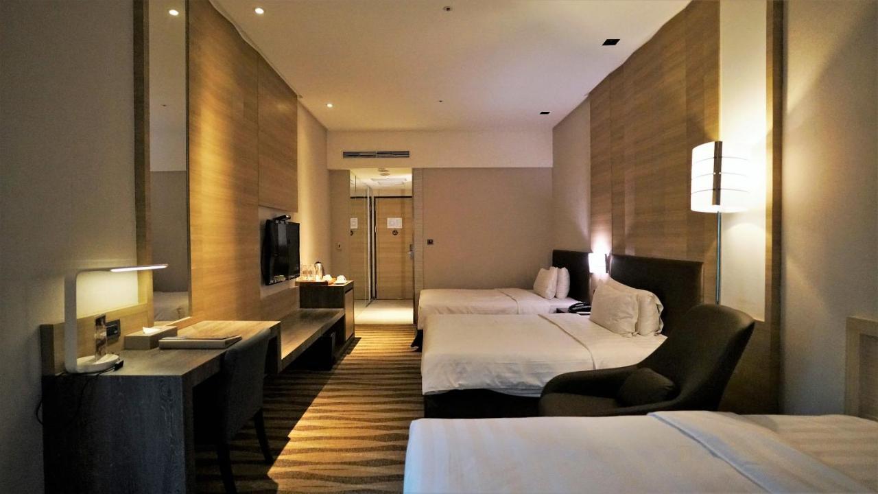 City Suites - Kaohsiung Chenai Екстериор снимка