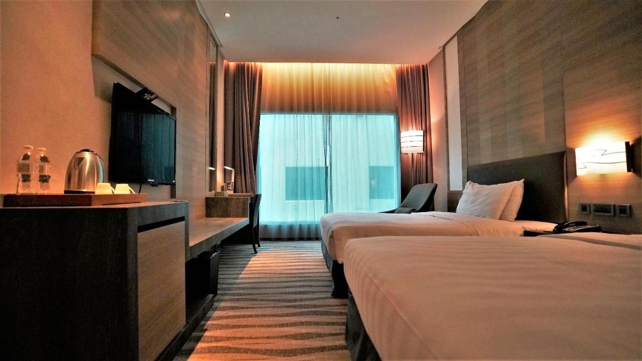 City Suites - Kaohsiung Chenai Екстериор снимка