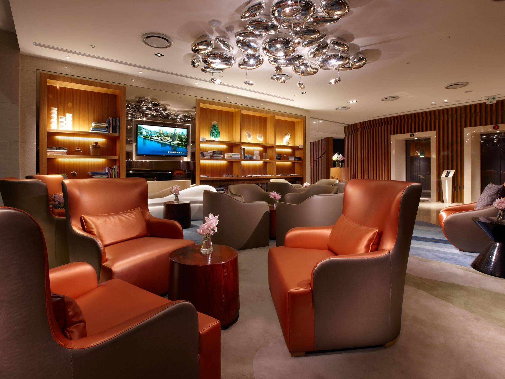 City Suites - Kaohsiung Chenai Екстериор снимка
